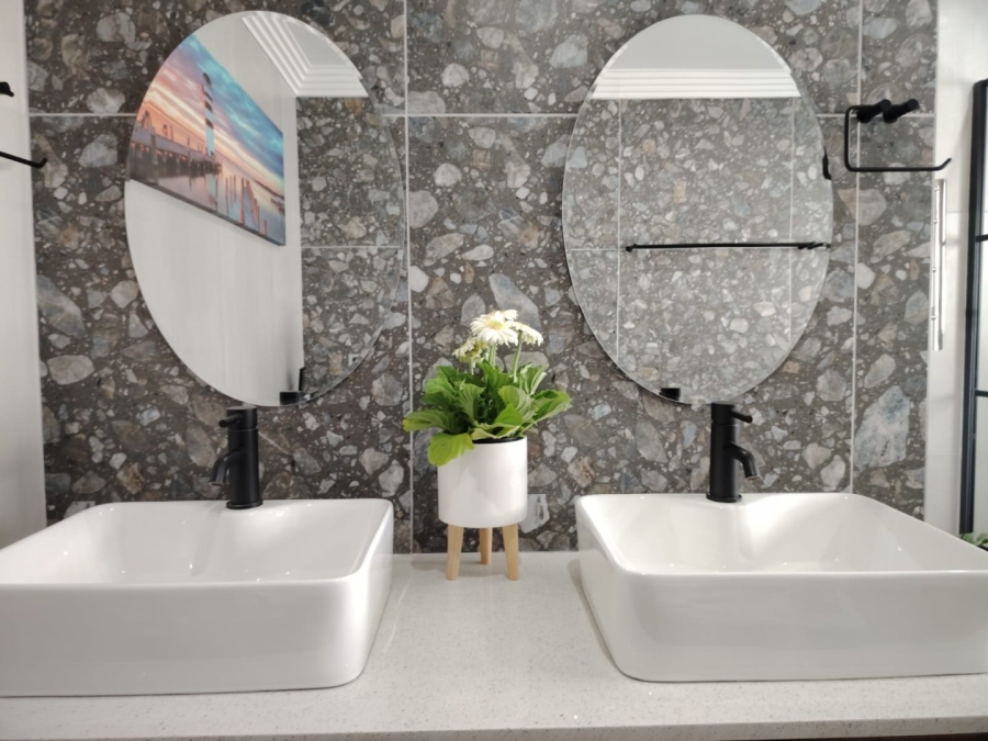 3 Bedroom Property for Sale in Hartenbos Central Western Cape